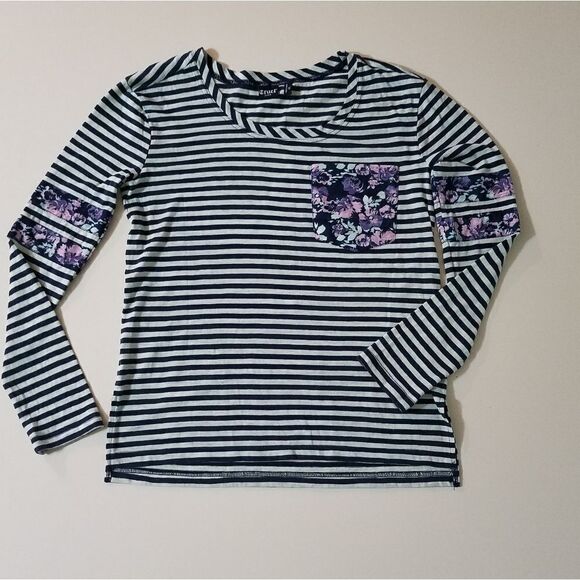 EUC Cruel Long Sleeve Tshirt - Picture 1 of 9